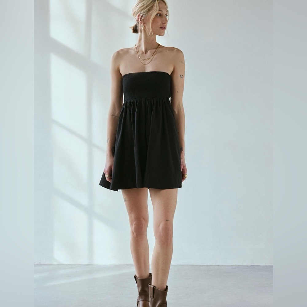 Urban Outfitters Black Strapless Smocked Mini Dress